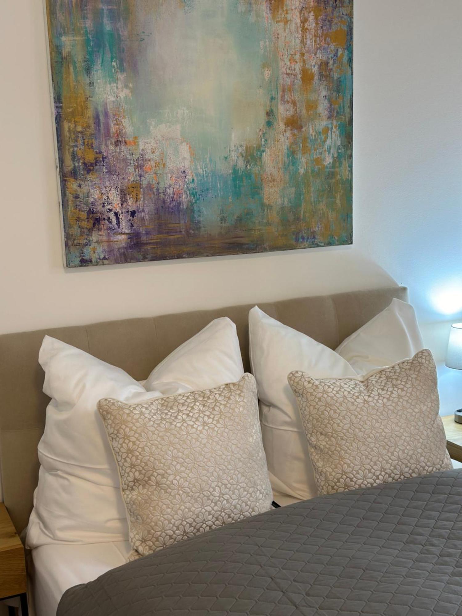Bella Casa - Business&Family, 100M Zum Konzerteingang Schloss, Parkplatz, Smarttv, Netflix, Waschmaschine, 24H Checkin, 36Qm, Ap 12 Ludwigsburg Exteriör bild